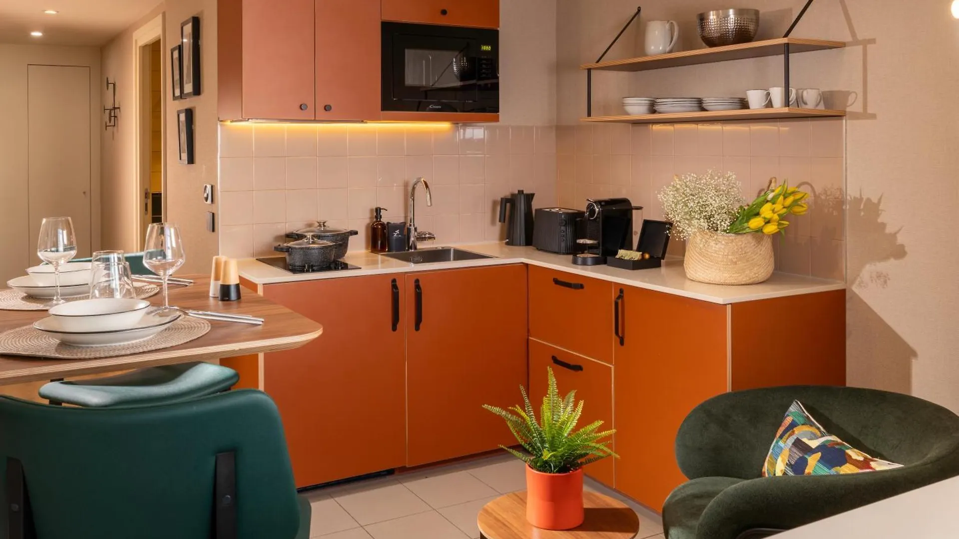 Yuna Montmartre - Aparthotel París