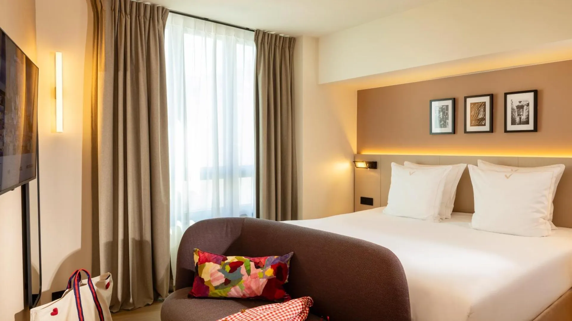 Yuna Montmartre - Aparthotel Paris