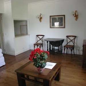Mithouard Apartamento