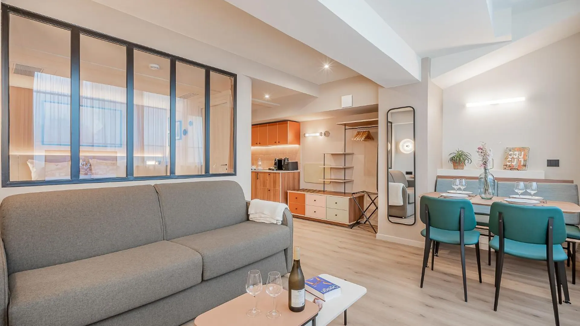 Yuna Montmartre - Aparthotel Париж