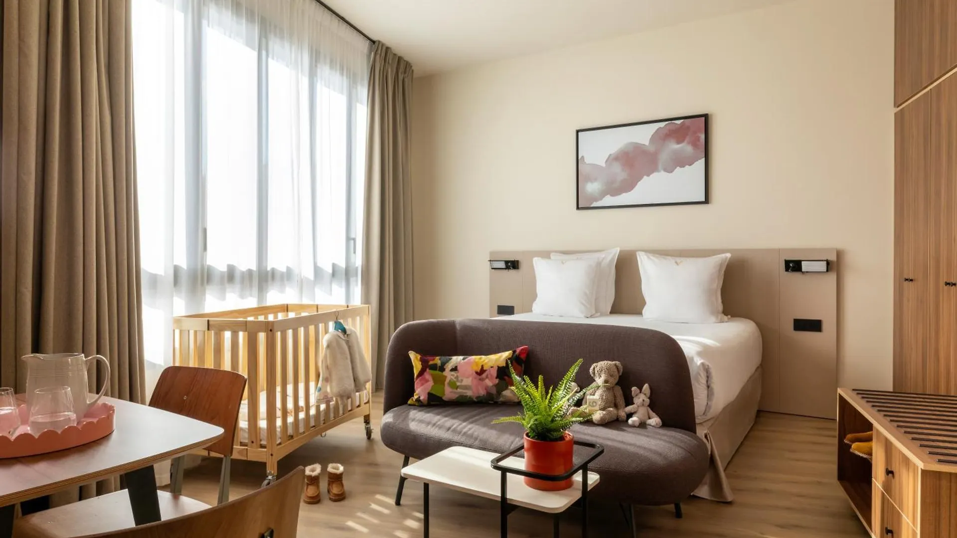 Yuna Montmartre - Aparthotel Paris