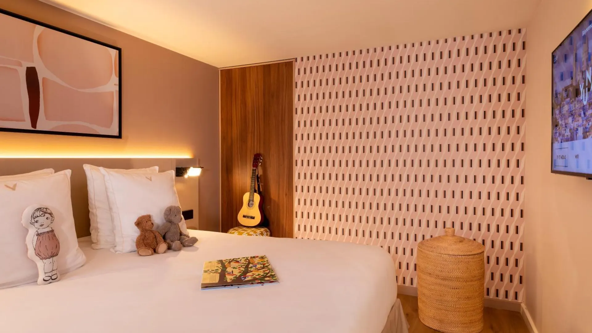 Yuna Montmartre - Aparthotel Paris