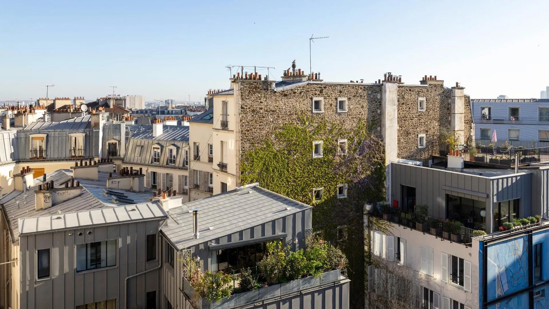 ****  Yuna Montmartre - Aparthotel Paris France